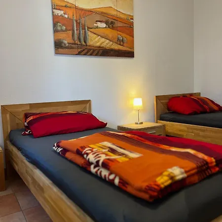 Nest & Rest Homes Lejlighed